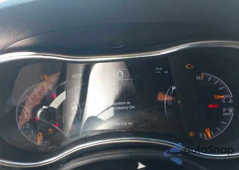 2017 Jeep Grand Cherokee Limited 4X2 z USA, uszkodzony, nr VIN 1C4RJEBG1HC896377